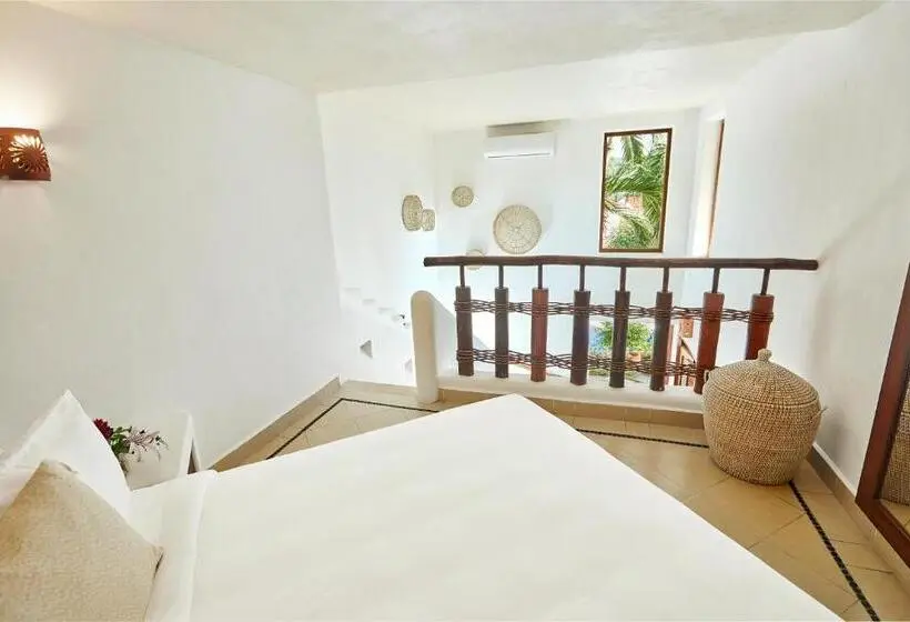 Sviitti, La Villa Luz
