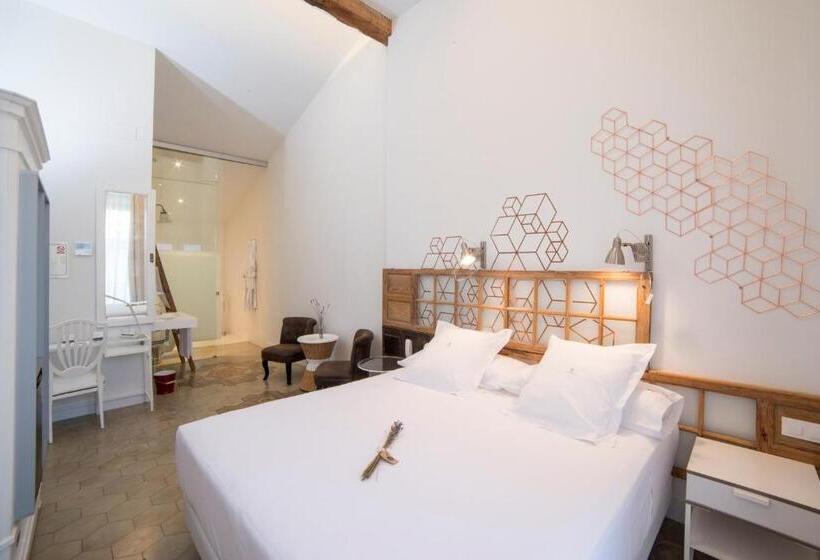 Habitació Superior, Madinat