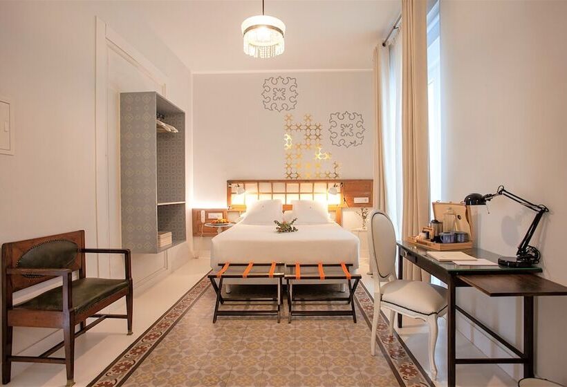 Habitació Estàndard, Madinat