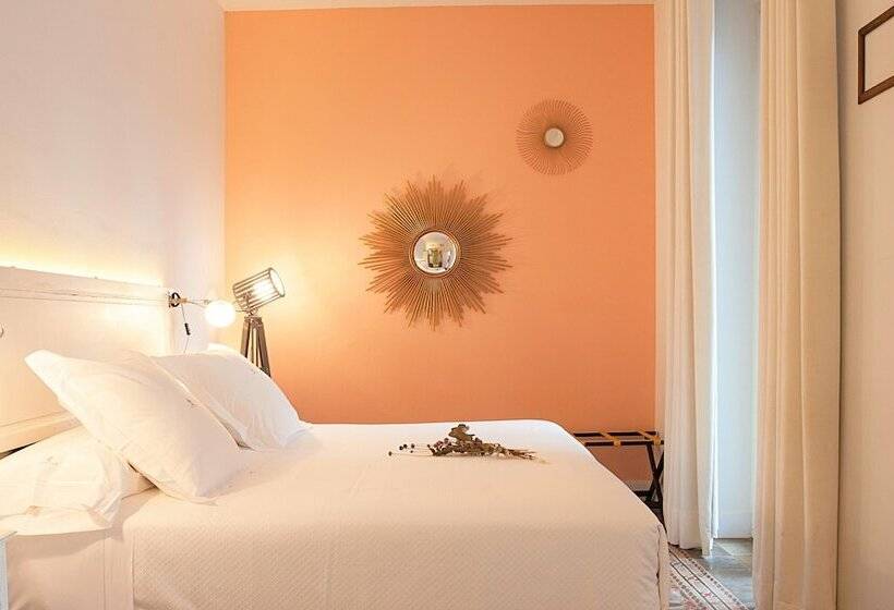 Habitació Estàndard, Madinat