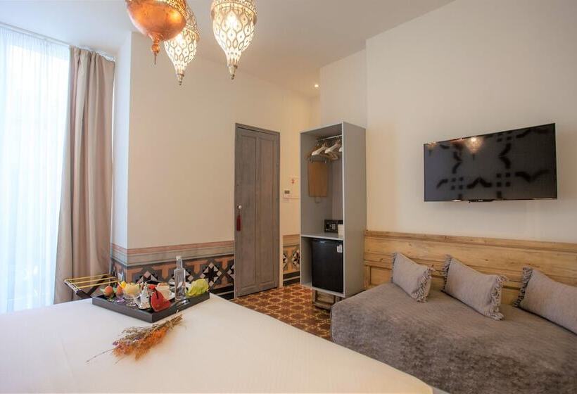 Habitació Superior, Madinat