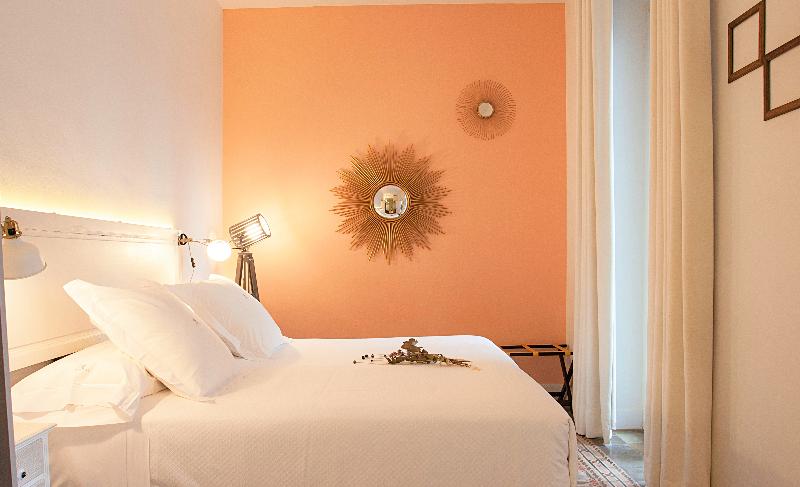 Habitació Estàndard, Madinat