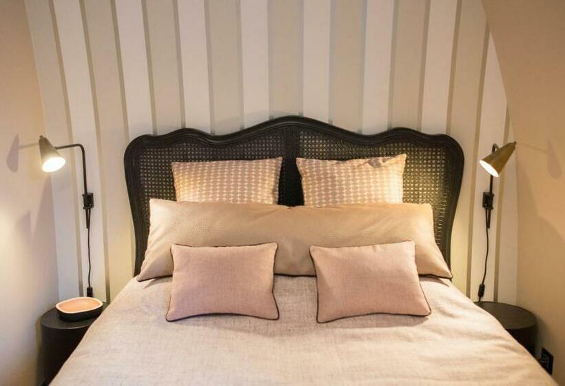 ベーシックルーム, Marnie Et Mister H