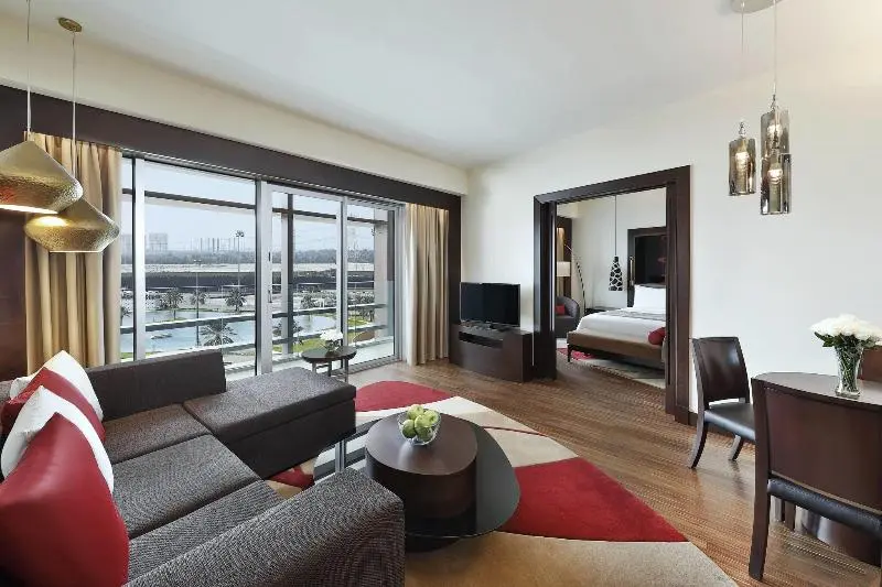 سوئیت جونیور با تخت بزرگ, Marriott Hotel Al Forsan, Abu Dhabi