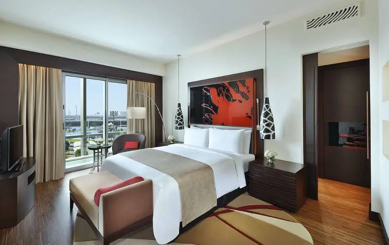 سوئیت جونیور با تخت بزرگ, Marriott Hotel Al Forsan, Abu Dhabi