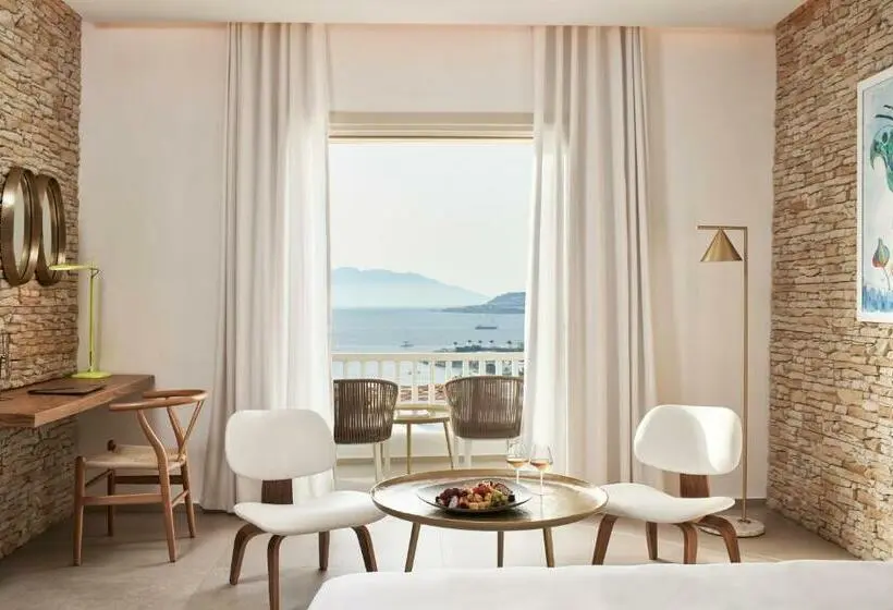 Juniorsviitti Merinäkymä, Myconian Naia Preferred Hotels & Resorts