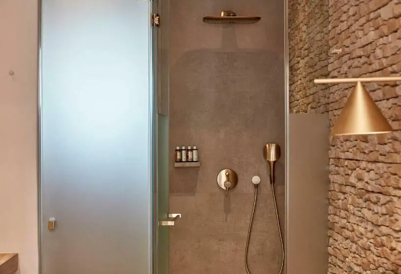 Juniorsviitti Merinäkymä, Myconian Naia Preferred Hotels & Resorts