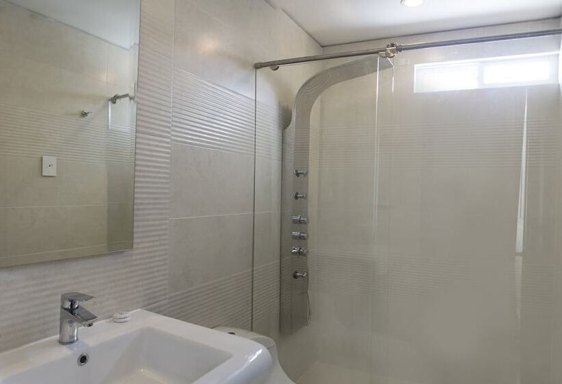 חדר אקזקיוטיב, Palonegro