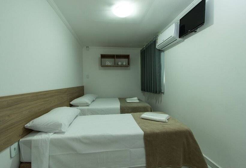 スタンダードトリプルルーム, Sabor E Fé