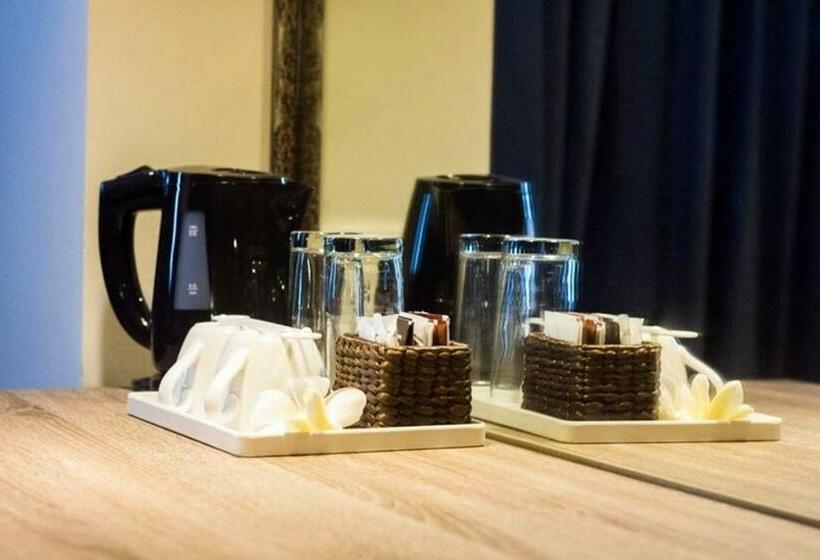 스탠다드 룸 킹사이즈 침대, Swissbelresort Pecatu