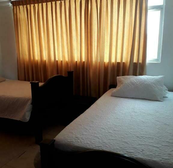 Апартаменты 2 Спальни, West California