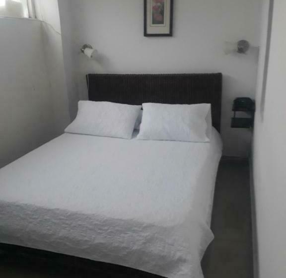 Апартаменты 2 Спальни, West California