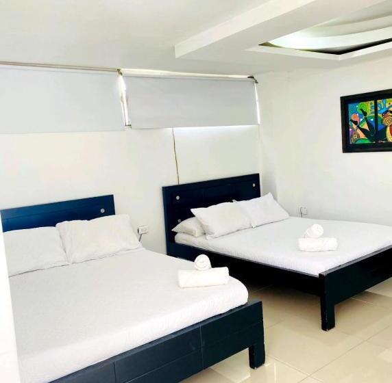 Апартаменты 2 Спальни, West California