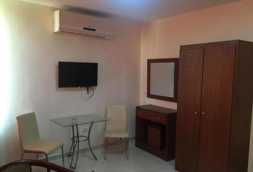 اتاق راحتی, Zaina Plaza