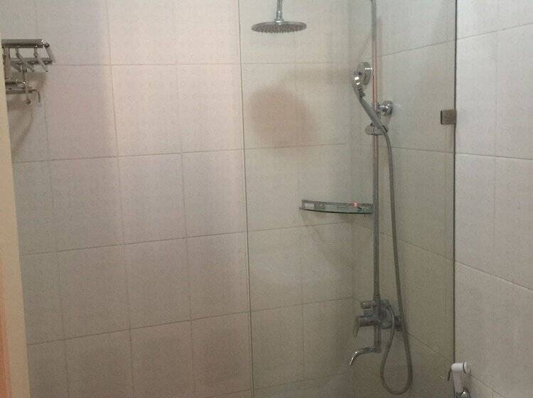 اتاق راحتی, Zaina Plaza