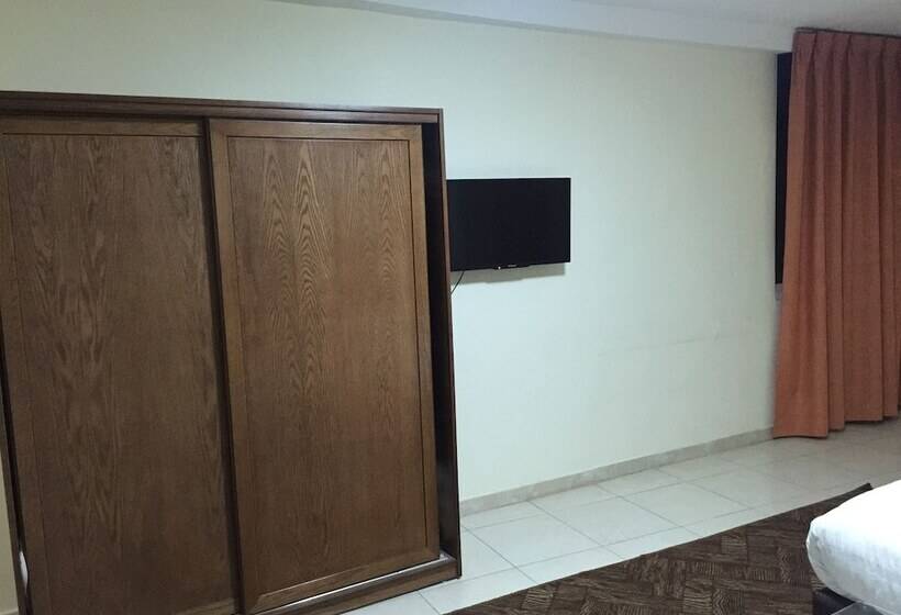 اتاق راحتی یک تخته, Zaina Plaza