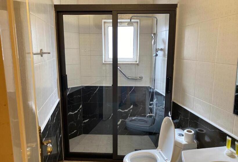 سوئیت رویال, Zaina Plaza