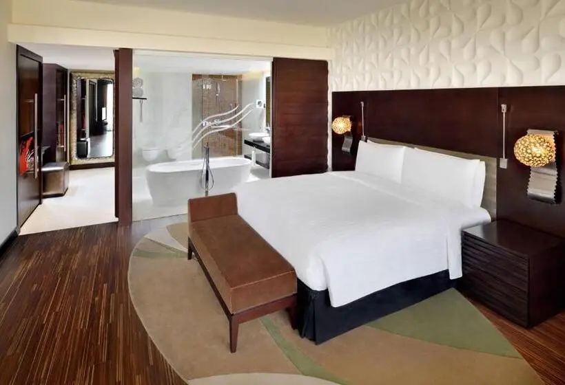 سوئیت با تخت بزرگ, Marriott Hotel Al Forsan, Abu Dhabi