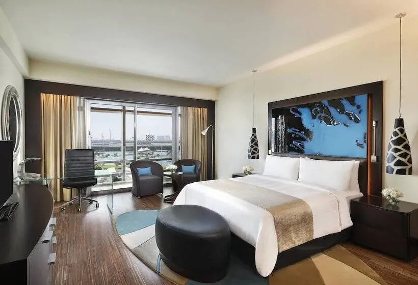 اتاق سوپریور با بالکن, Marriott Hotel Al Forsan, Abu Dhabi