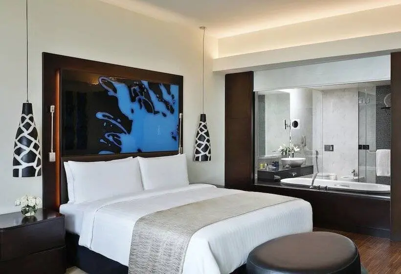 اتاق سوپریور با بالکن, Marriott Hotel Al Forsan, Abu Dhabi