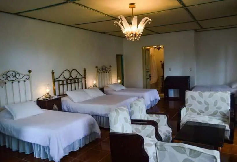 Standard Kolmen Hengen Huone, Finca Hotel Los Girasoles