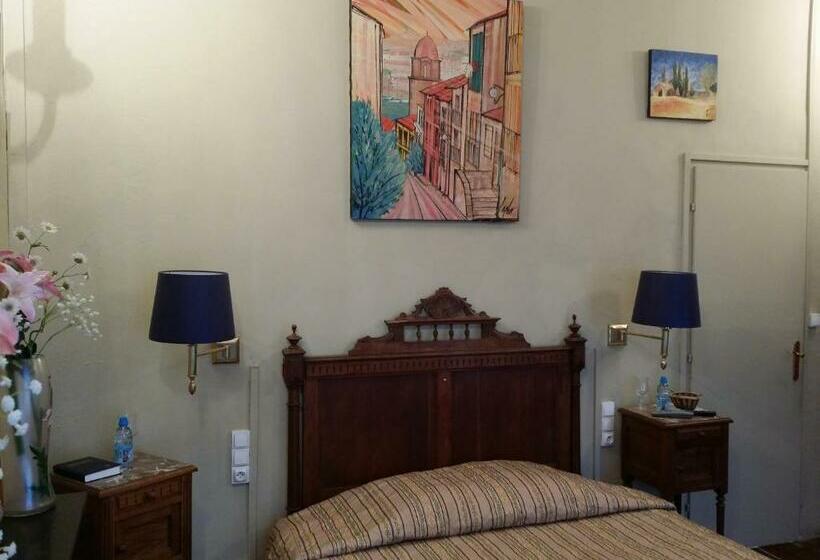 غرفة قياسية, Au Château Des Thermes