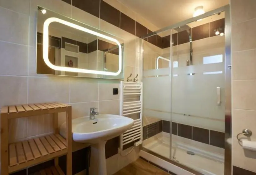 スーペリアファミリールーム, Chalet Aventure B&b Les Gets