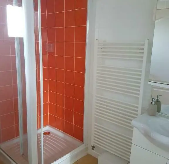 1階のスタンダードルーム, Chambres D Hôtes La Quèrière