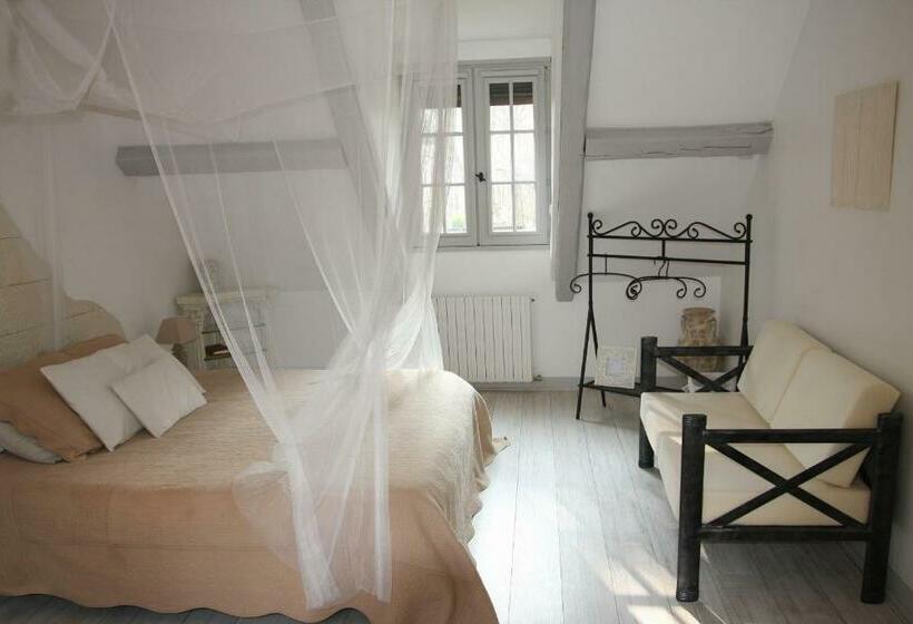 Cameră Superioară, Chambres D'hôtes Et Table D'hôtes L'intemporelle