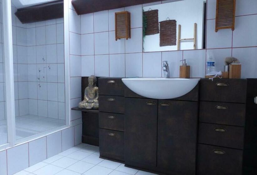 Cameră Superioară, Chambres D'hôtes Et Table D'hôtes L'intemporelle