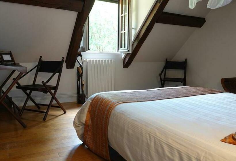 Cameră Superioară, Chambres D'hôtes Et Table D'hôtes L'intemporelle