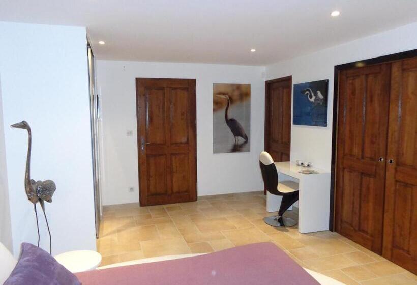 Standard room with outdoor bath, Domaine De La Garde