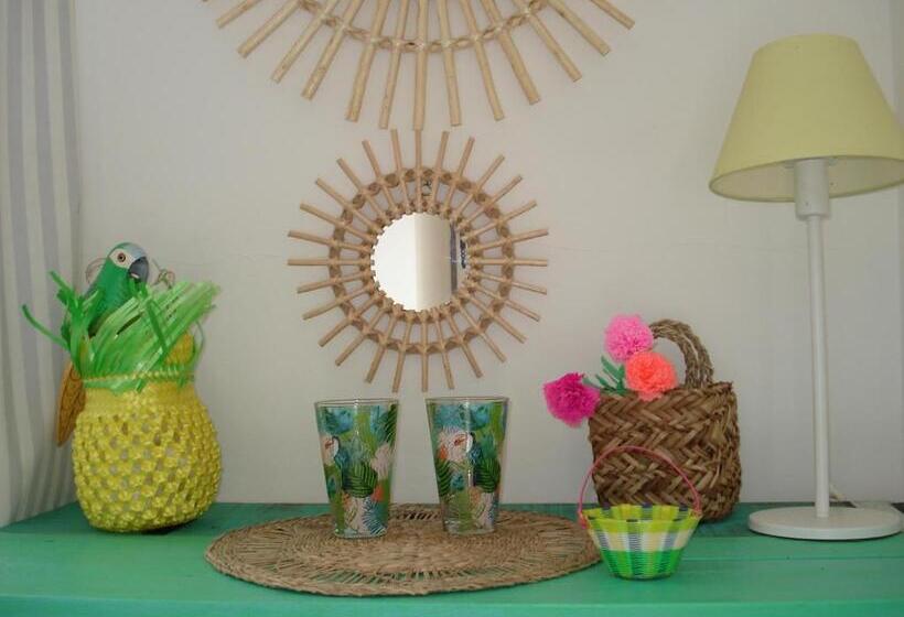 ガーデンビュースタンダードルーム, La Clorinde