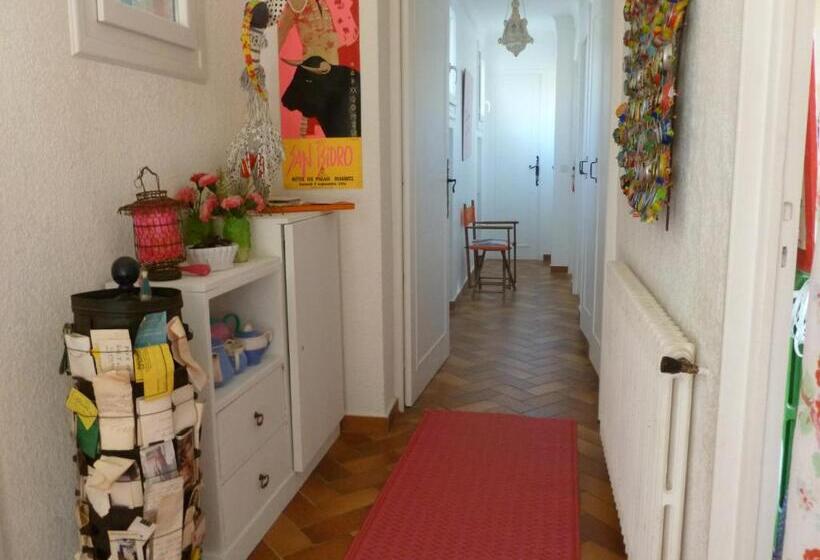 マウンテンビュースタンダードルーム, La Clorinde