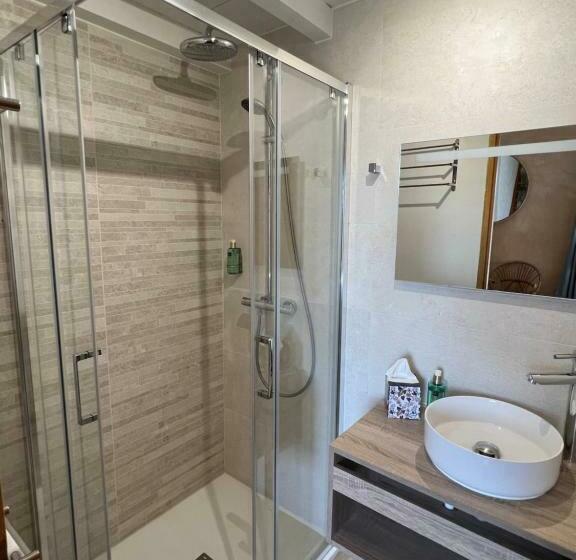 اتاق استاندارد سه نفره, La Gomerie Chambres D'hotes