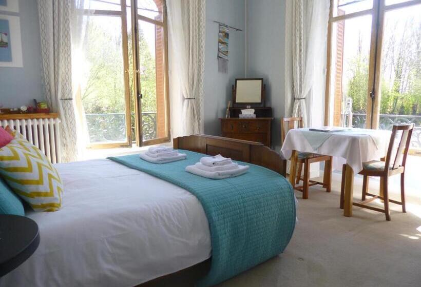 غرفة قياسية, La Maison Du Marchand