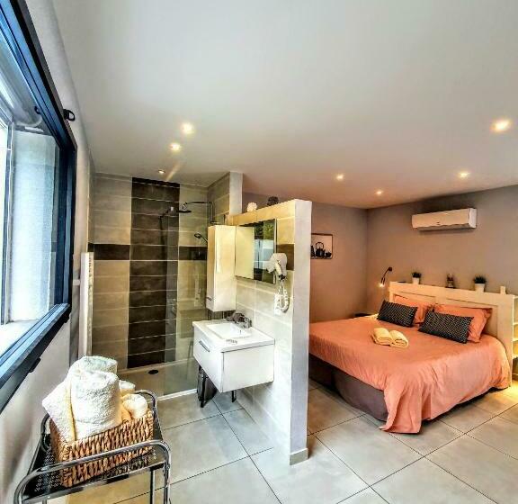 テラス付きスタンダードルーム, La Villa Blanche