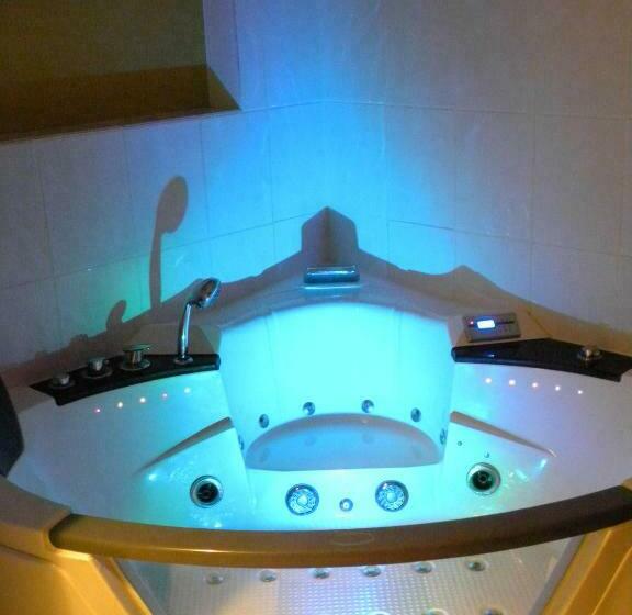 سوییت لوکس, Villa Mogador Piscine Et Balnéo