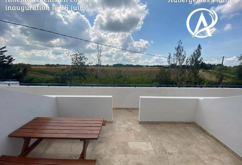 带1个卧室的带阳台的公寓, Auberge Des Plaines Appart Hôtel