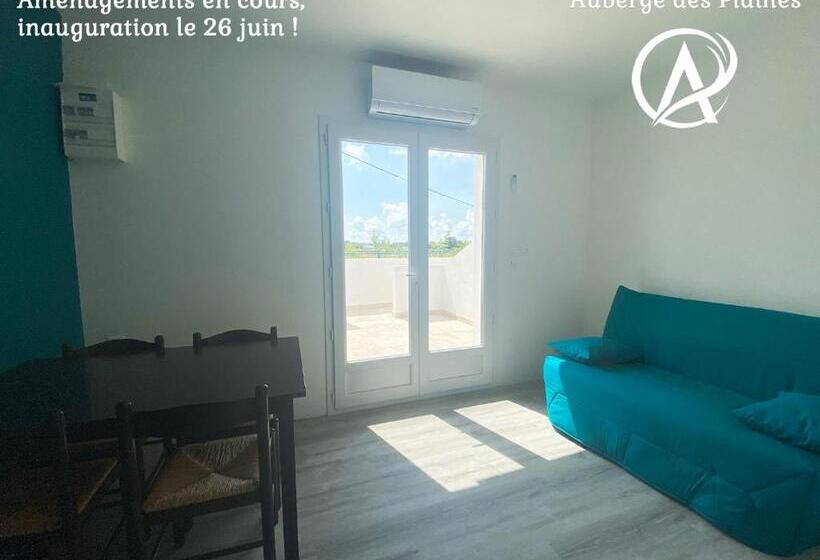 带1个卧室的带阳台的公寓, Auberge Des Plaines Appart Hôtel