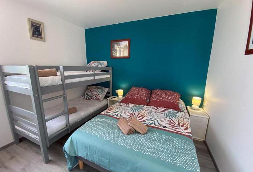 带1个卧室的带阳台的公寓, Auberge Des Plaines Appart Hôtel