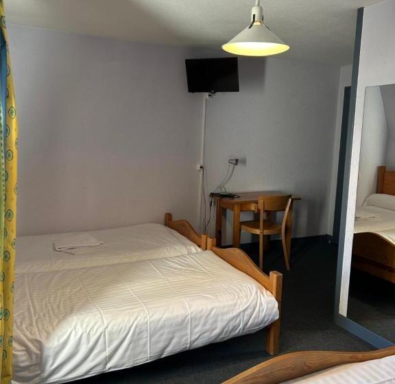 マウンテンビューファミリールーム, Aux Globe Trotters