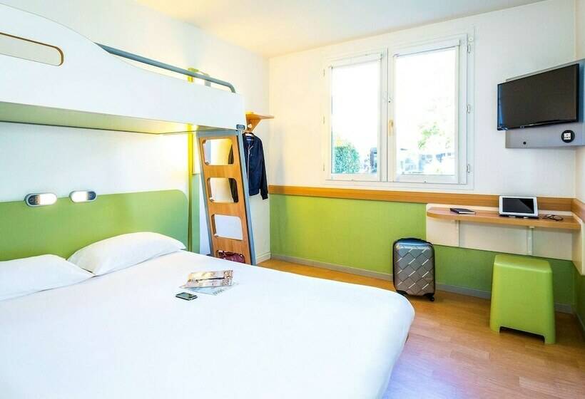 חדר סטנדרט לשלושה, Ibis Budget Aubagne Paluds Agora