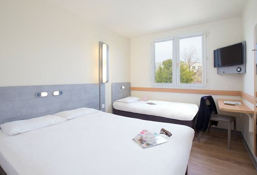 חדר סטנדרט לשלושה, Ibis Budget Aubagne Paluds Agora