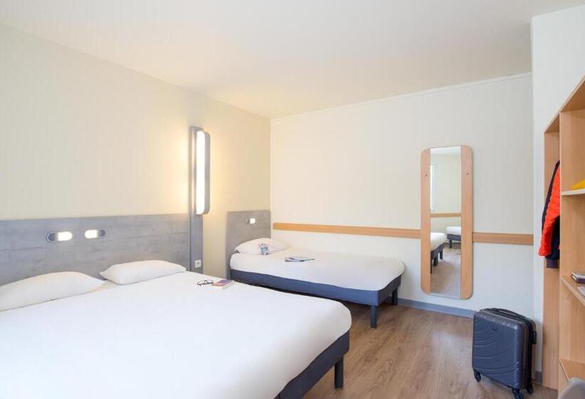 חדר סטנדרט לשלושה, Ibis Budget Aubagne Paluds Agora