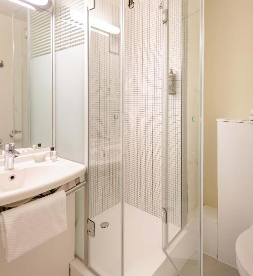 Номер Стандарт Трехместный, Ibis Budget Aubagne Paluds Agora