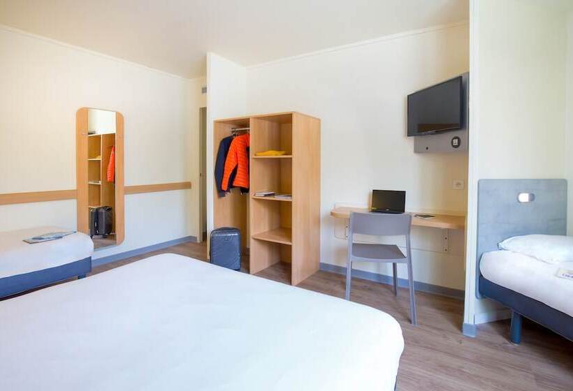 Номер Стандарт Трехместный, Ibis Budget Aubagne Paluds Agora