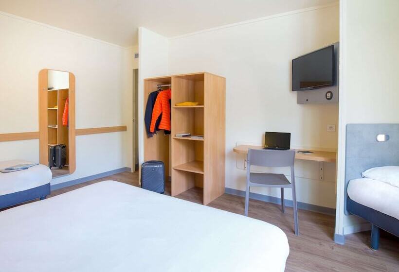 חדר סטנדרט לשלושה, Ibis Budget Aubagne Paluds Agora