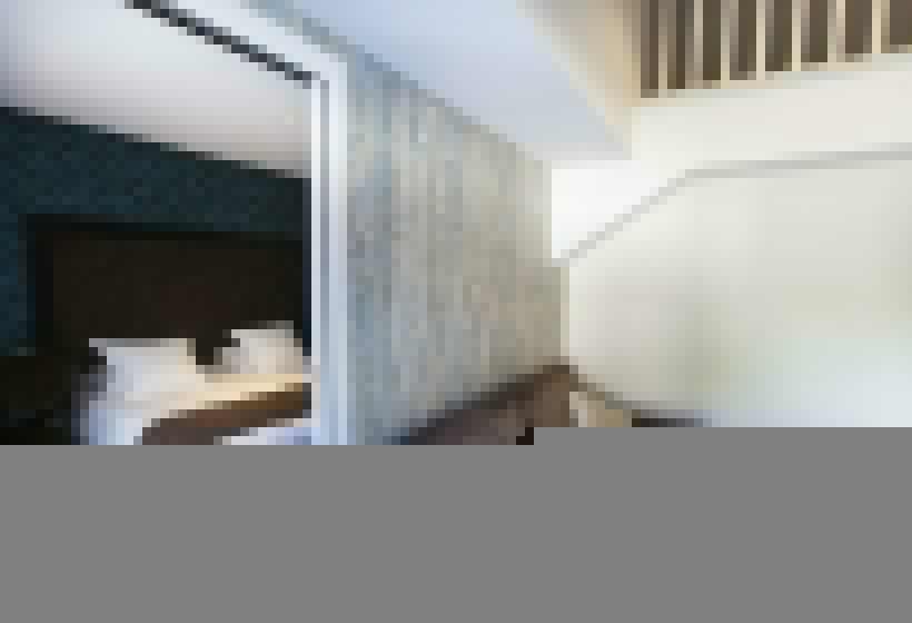 جناح, La Rotisserie Du Chambertin