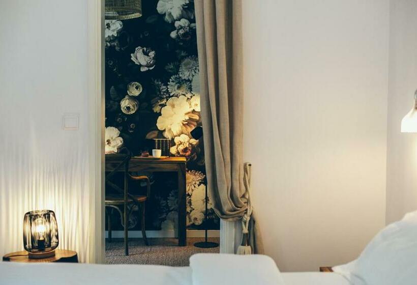 Полулюкс Вид на Сад, Villa De L Etang Blanc